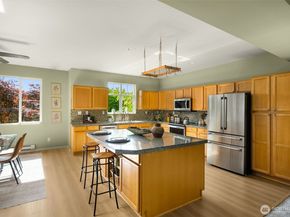 6022 29th Avenue SW, Seattle WA 98126