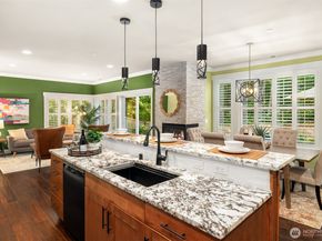 900 228th Avenue NE 15C, Sammamish WA 98074