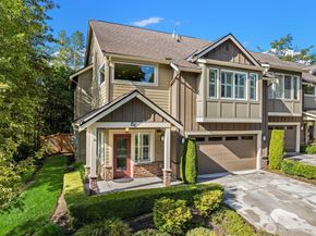900 228th Avenue NE 15C, Sammamish WA 98074
