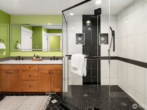 900 228th Avenue NE 15C, Sammamish WA 98074