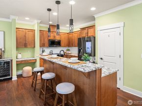 900 228th Avenue NE 15C, Sammamish WA 98074