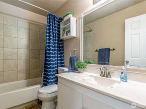 22344 122nd Avenue SE, Kent WA 98031