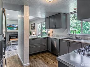 22344 122nd Avenue SE, Kent WA 98031