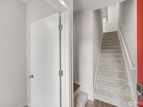 7120 B Beacon Avenue S 2, Seattle WA 98108