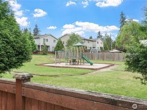 15421 12th Avenue W, Lynnwood WA 98087