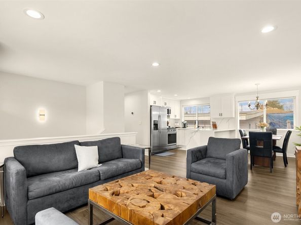 5306 26th Avenue S, Seattle WA 98118