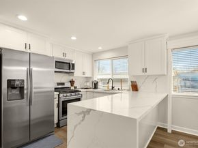 5306 26th Avenue S, Seattle WA 98118