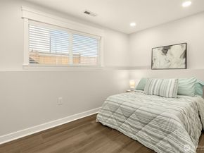 5306 26th Avenue S, Seattle WA 98118
