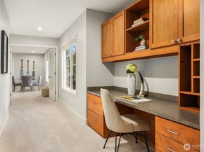 914 272nd Place SE, Sammamish WA 98075
