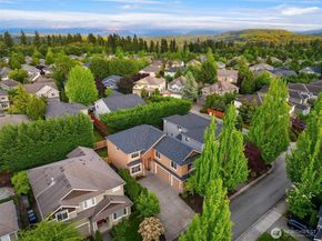 914 272nd Place SE, Sammamish WA 98075