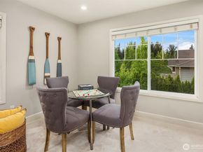 914 272nd Place SE, Sammamish WA 98075
