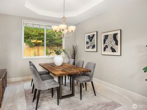 914 272nd Place SE, Sammamish WA 98075