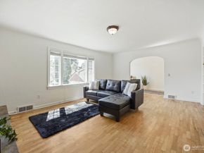 2113 Snyder Avenue, Bremerton WA 98312