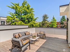 4460 Midvale Avenue N, Seattle WA 98103