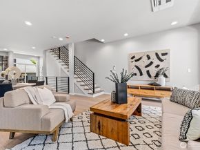 4460 Midvale Avenue N, Seattle WA 98103