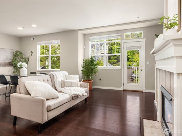 1601 NE Katsura Street 103, Issaquah WA 98029