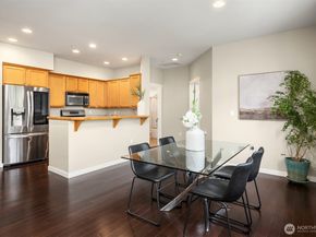 1601 NE Katsura Street 103, Issaquah WA 98029