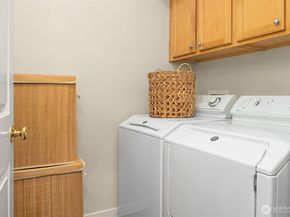 1601 NE Katsura Street 103, Issaquah WA 98029