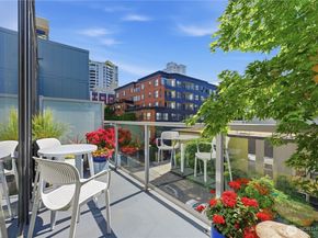 76 Cedar Street 611, Seattle WA 98121
