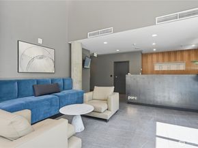 76 Cedar Street 611, Seattle WA 98121