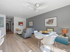 76 Cedar Street 611, Seattle WA 98121