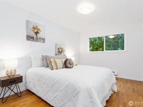 14531 Dayton Avenue N 1, Shoreline WA 98133