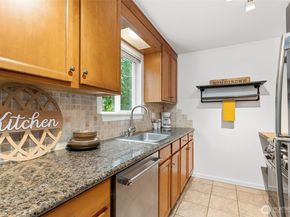 14531 Dayton Avenue N 1, Shoreline WA 98133