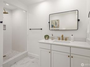 1014 4th Avenue N, Seattle WA 98109