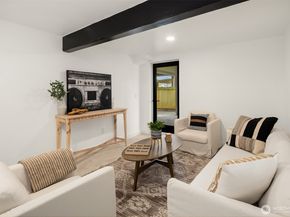 1014 4th Avenue N, Seattle WA 98109