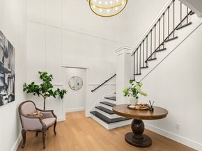1014 4th Avenue N, Seattle WA 98109