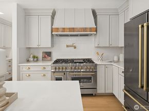 1014 4th Avenue N, Seattle WA 98109
