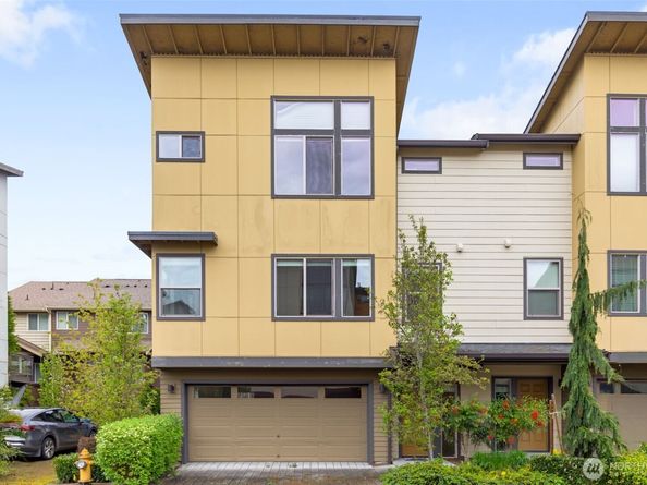 314 Chelan Avenue NE, Renton WA 98059