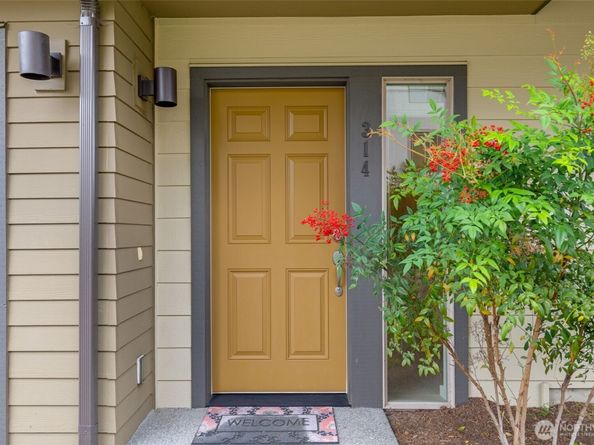 314 Chelan Avenue NE, Renton WA 98059