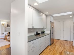 3813 NE 70th Street, Seattle WA 98115