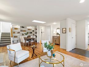 3813 NE 70th Street, Seattle WA 98115