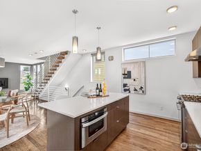 8840 Interlake Avenue N, Seattle WA 98103