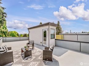 8840 Interlake Avenue N, Seattle WA 98103