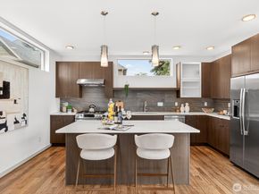 8840 Interlake Avenue N, Seattle WA 98103