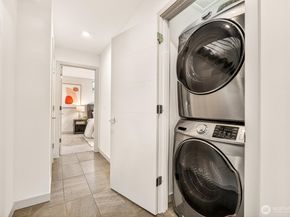 8840 Interlake Avenue N, Seattle WA 98103