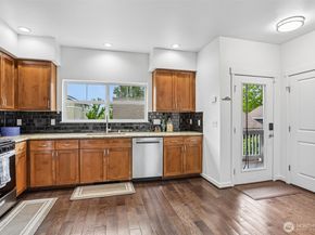 2460 NE Park Drive, Issaquah WA 98028