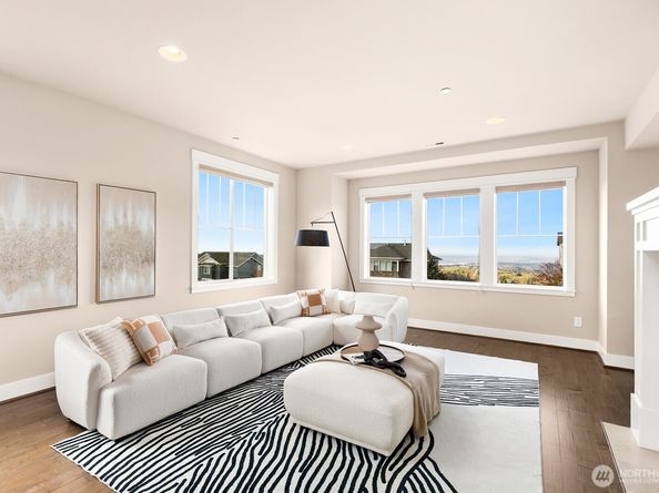 7050 171st Avenue SE, Bellevue WA 98006