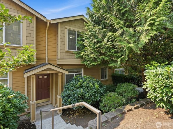 23300 SE Black Nugget Road M2, Issaquah WA 98029