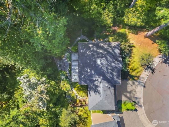 16426 85TH Place NE, Kenmore WA 98028