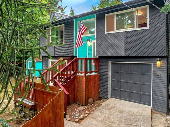 3911 Silver Lane NW, Bremerton WA 98312
