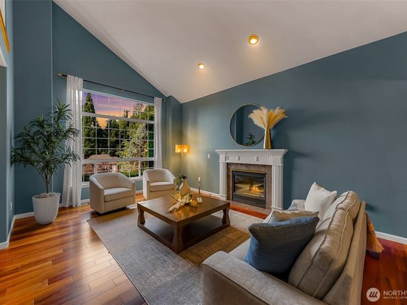 10409 NE 151st Place, Bothell WA 98011