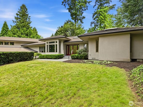 16102 SE Cougar Mountain Way, Bellevue WA 98006