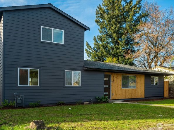 7935 13th Avenue SW 1, Seattle WA 98106