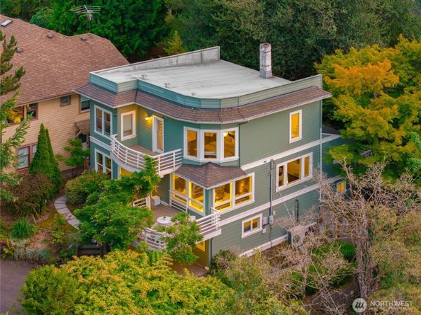 12015 Exeter Avenue NE, Seattle WA 98125