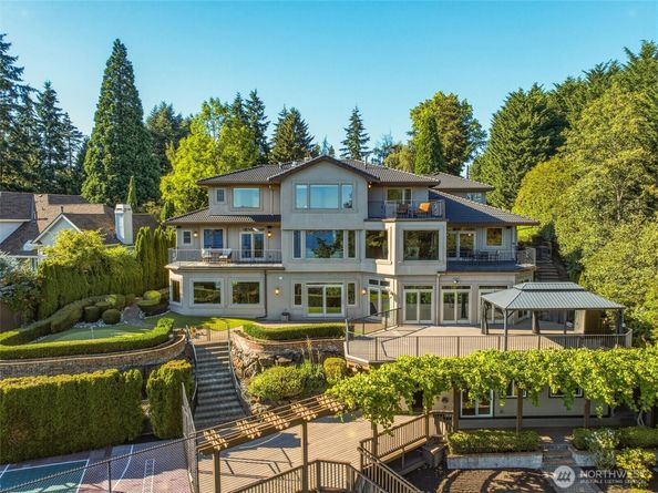 7909 78th Avenue SE, Mercer Island WA 98040