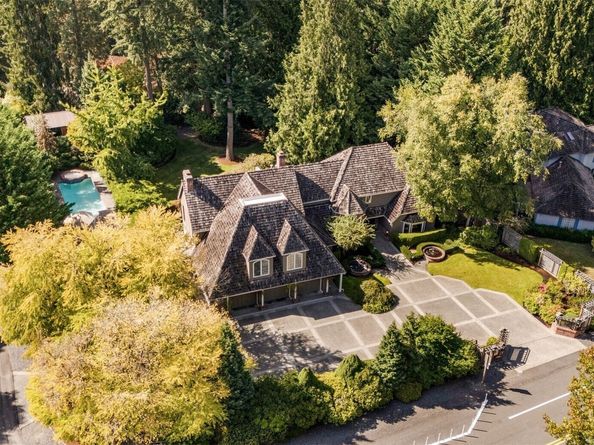 12403 172nd Avenue NE, Redmond WA 98052